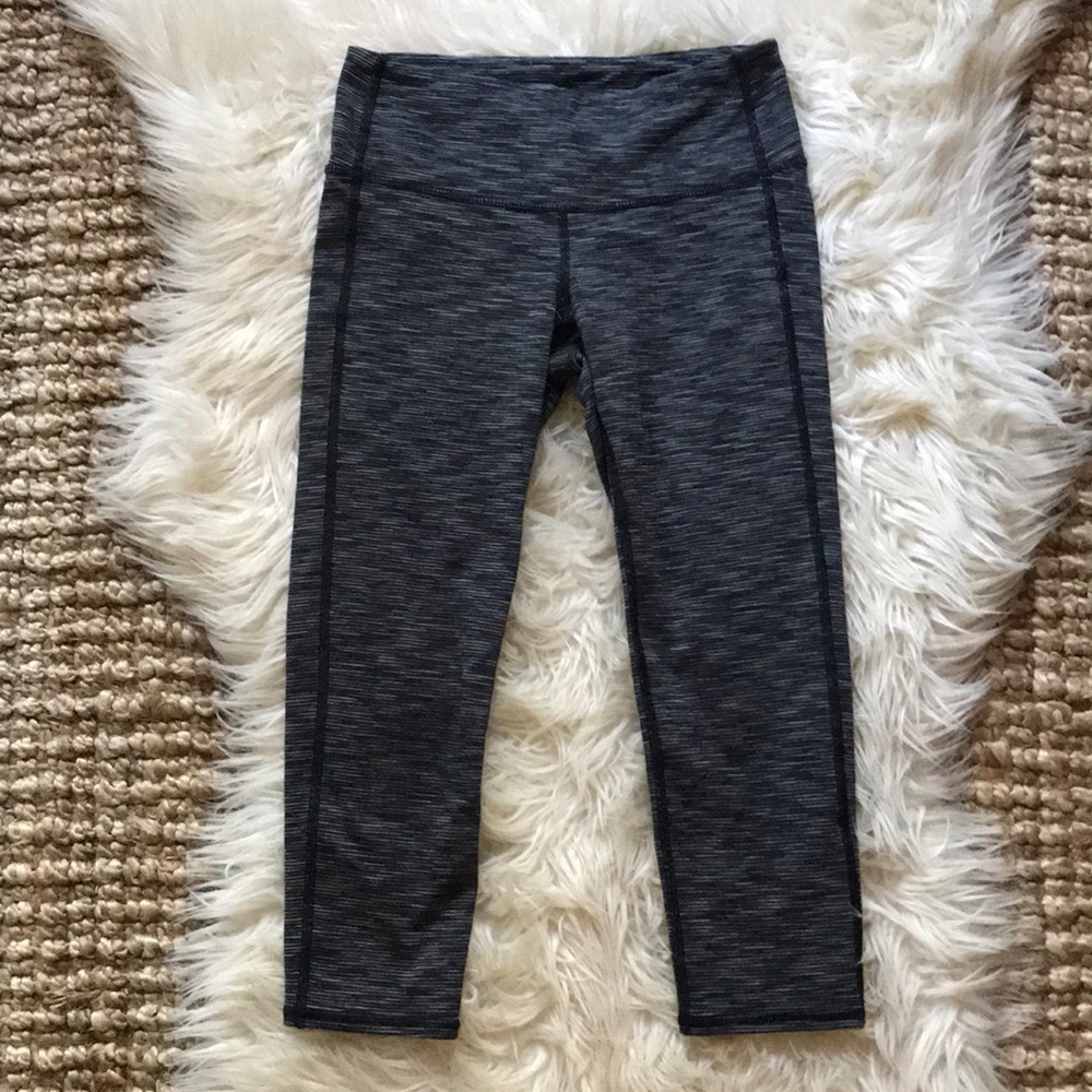 Athleta black & gray space dyed cropped leggings - Picture 3 of 8